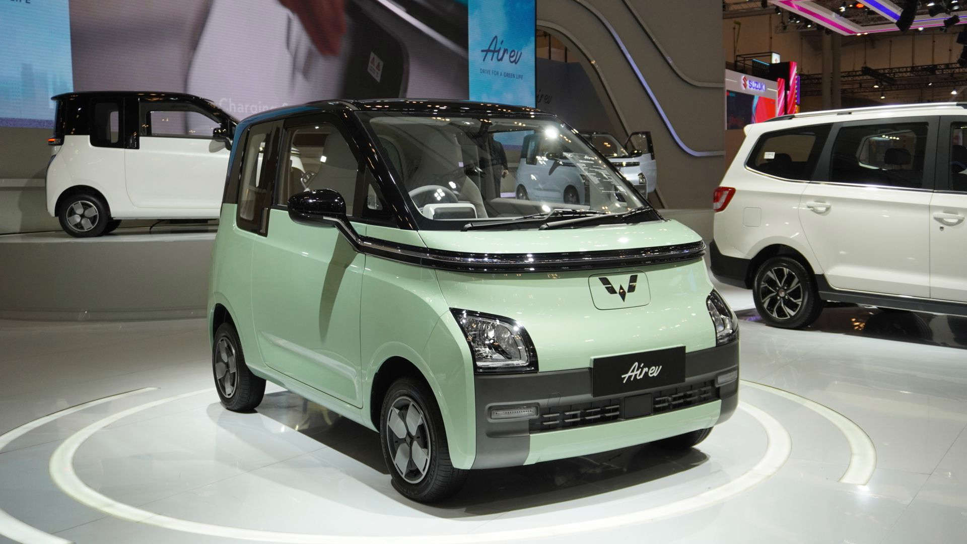 Harga Mobil Listrik Wuling Air ev Awal 2023, Terendah Rp 238 Juta dan Tertinggi Rp311 Jutaan